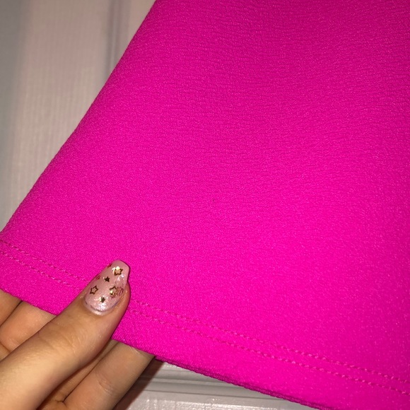 Magenta skirt - Picture 3 of 3